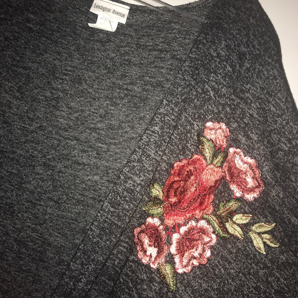 Embroidery Cardigan